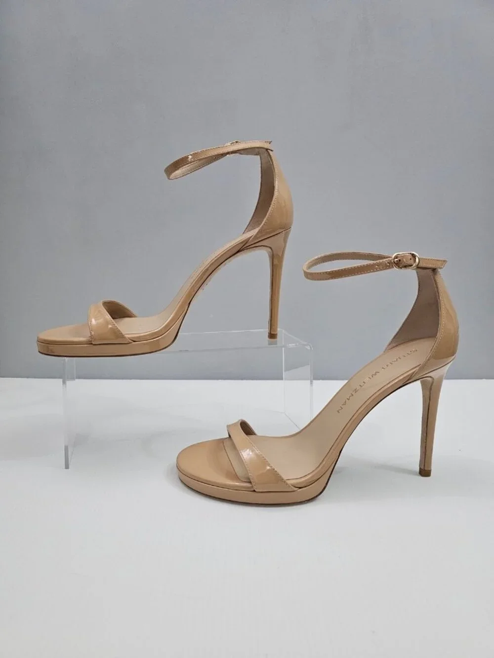 Stuart Weitzman Nudist Platform Heel Sandal Womens 9 Adobe Tan Patent Leather